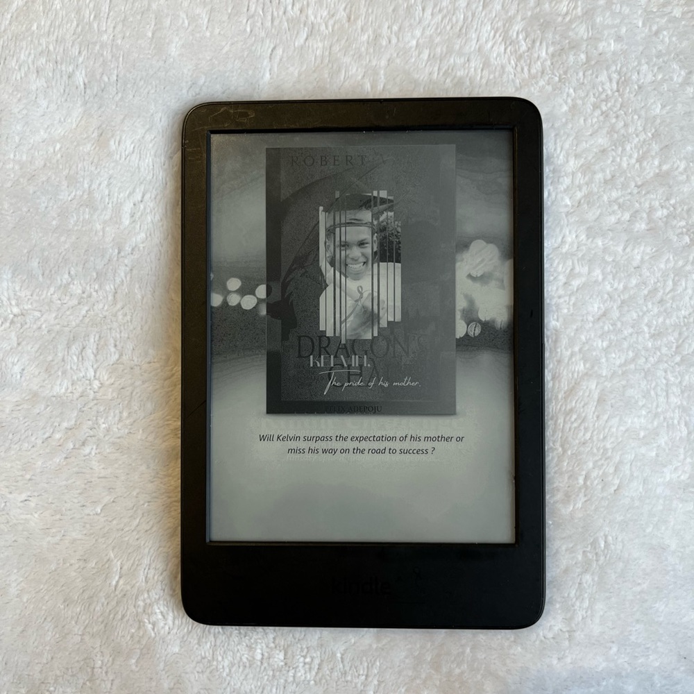 Kindle! E-reader!